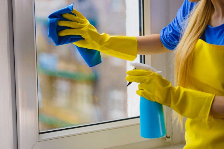 Consejos para sacarle brillo a las ventanas y cristales de tu casa