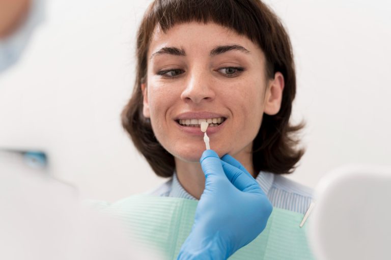 Los tratamientos en periodoncia mejoran la salud bucal